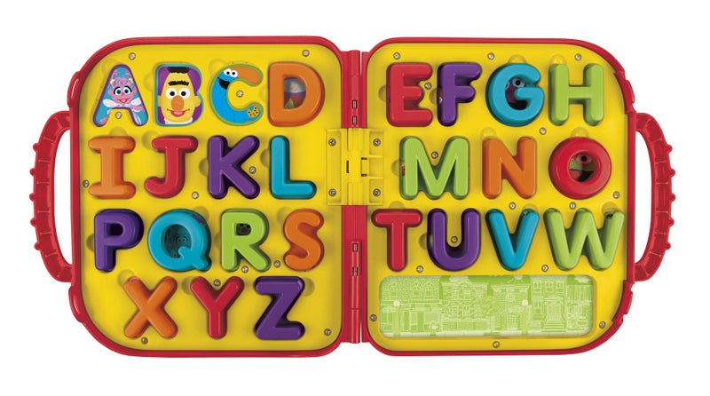 PLAYSKOOL Sesame Street Elmo's On The Go Letters, 24 x 36 Inch - Image 4