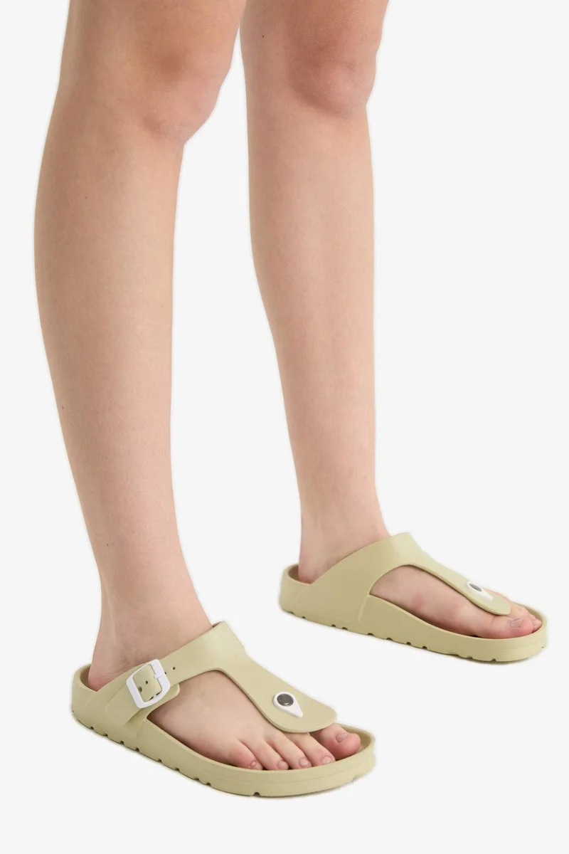 ديفاكتو Woman Flat Sole Eva Slippers