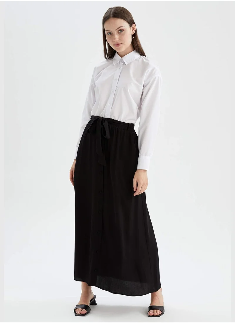 ديفاكتو Woman Regular Fit Woven Skirt