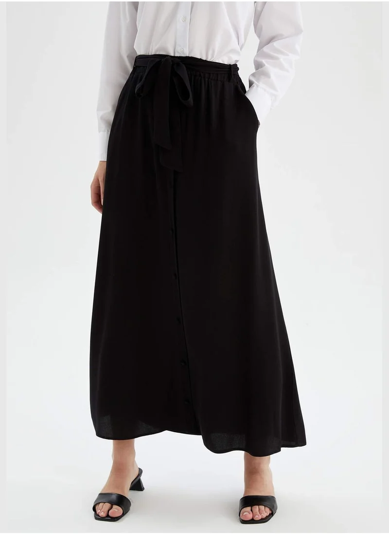 ديفاكتو Woman Regular Fit Woven Skirt