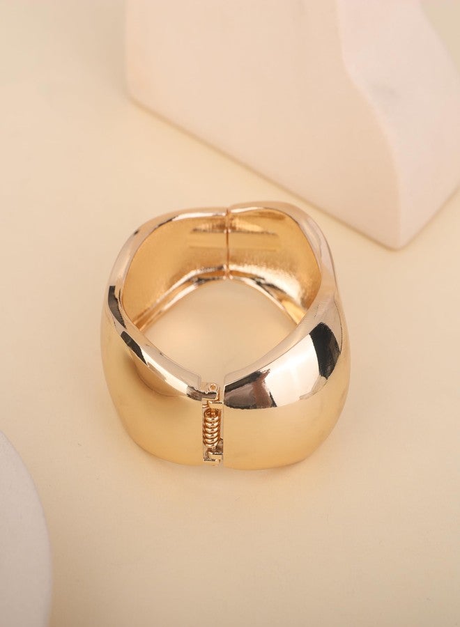 YERTTER Punk Gold Irregular Bangle Cuff Bracelet Hammered Open Wrist Cuff Wide Chunky Bangle Statement Bracelets for Women (Gold) - Image 3