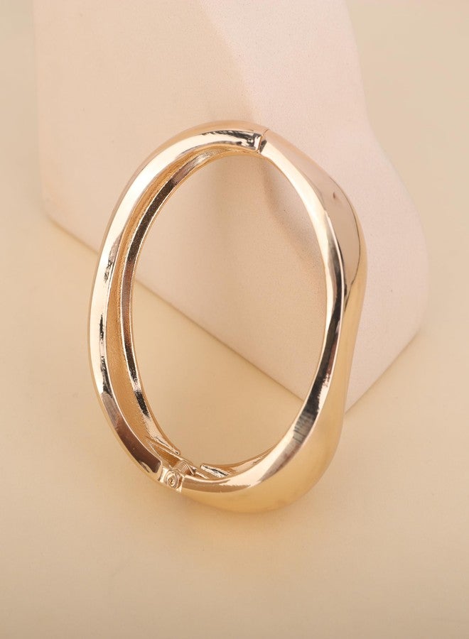 YERTTER Punk Gold Irregular Bangle Cuff Bracelet Hammered Open Wrist Cuff Wide Chunky Bangle Statement Bracelets for Women (Gold) - Image 5