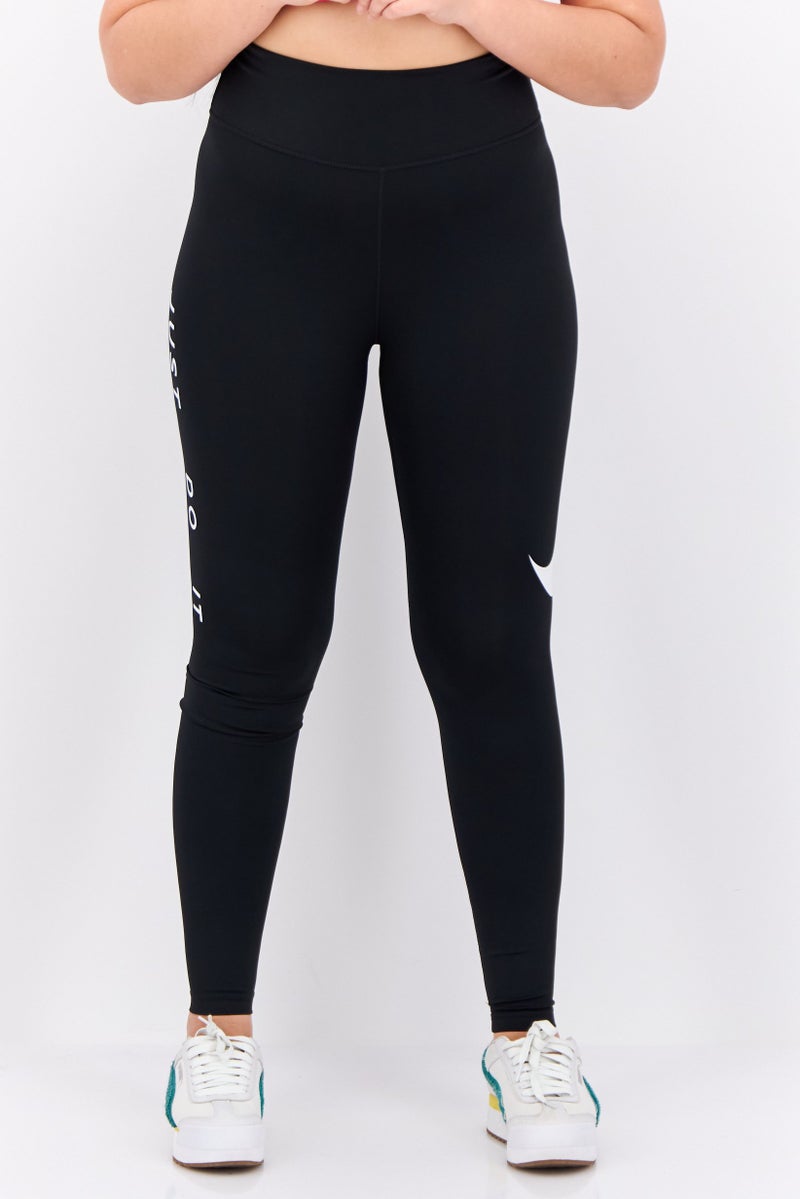 Nike Woman Tight Fit Training 7/8 Leggings, Black - Image 1