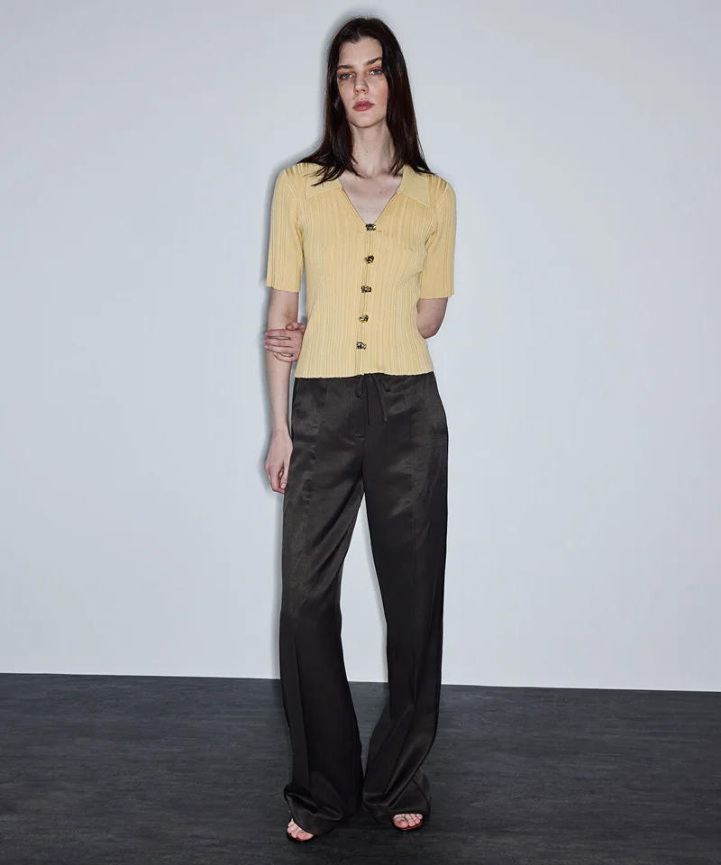 ابيكول Knit Top with Gold Buttons