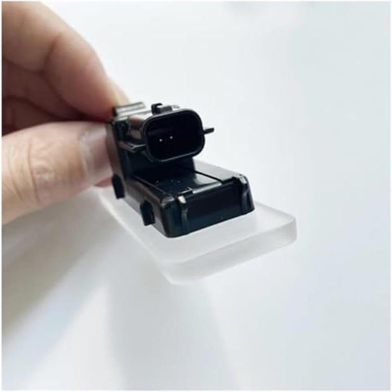 Wivplex White License Plate Light for Nissan and Infiniti - Image 3