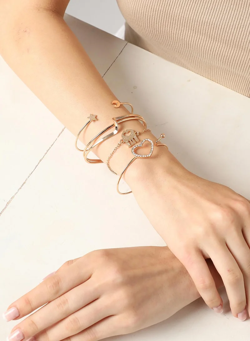 SOHI Casual Multi-Layer Artificial Bracelet Jewellery