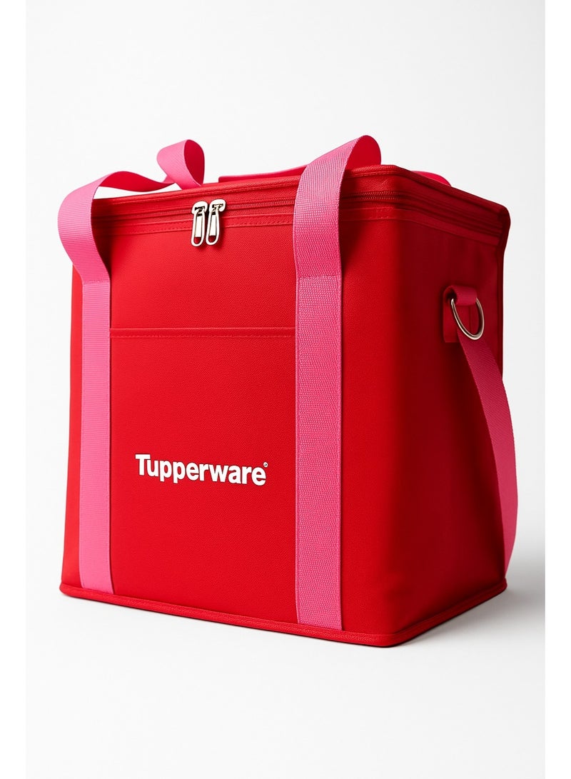 توبروير شنطة تبريد حرارية كبيرة من Tupperware باللون الأحمر لحفظ الأكل والمشروبات لفترات أطول، عملية ومناسبة للرحلات والشغل. - Image 5