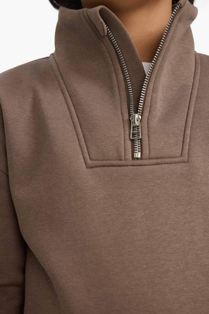 DeFacto New Regular Fit Sweatshirt - Image 4