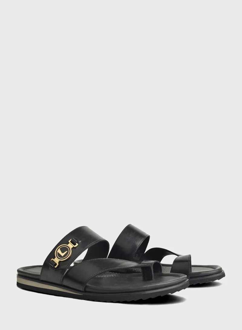 Language Gilson Sandals