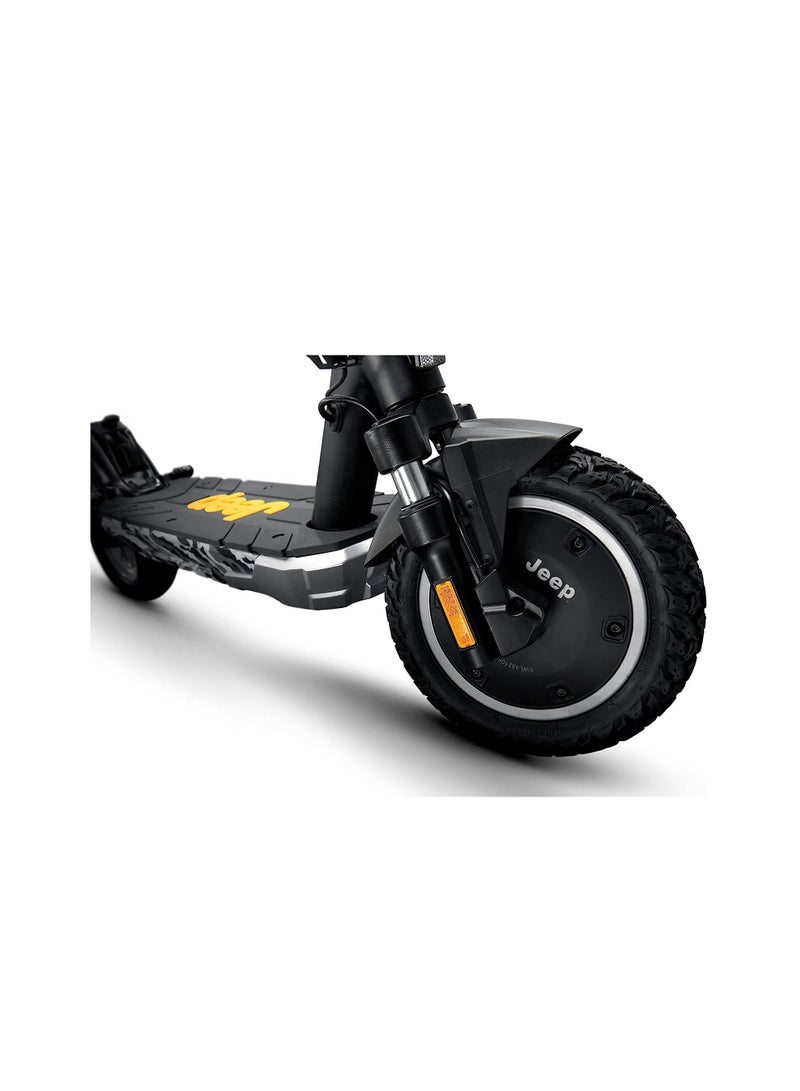 جيب سكوتر كهربائي Jeep 2xe Urban Camou ، قابل للطي ومحمول ، نطاق 45 كم ، سرعة قصوى 25 كم / ساعة ، بطارية 48V 9.6Ah 461Wh ، مثبت السرعة ، مصابيح LED ، إطارات أمامية / خلفية بدون أنبوبي ، - Image 3