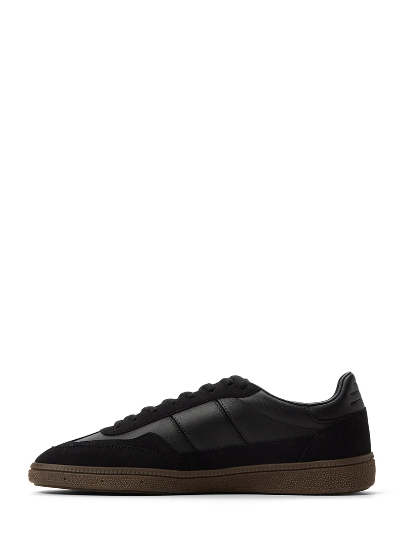 كول ات سبرنج Casual Low Top Sneakers
