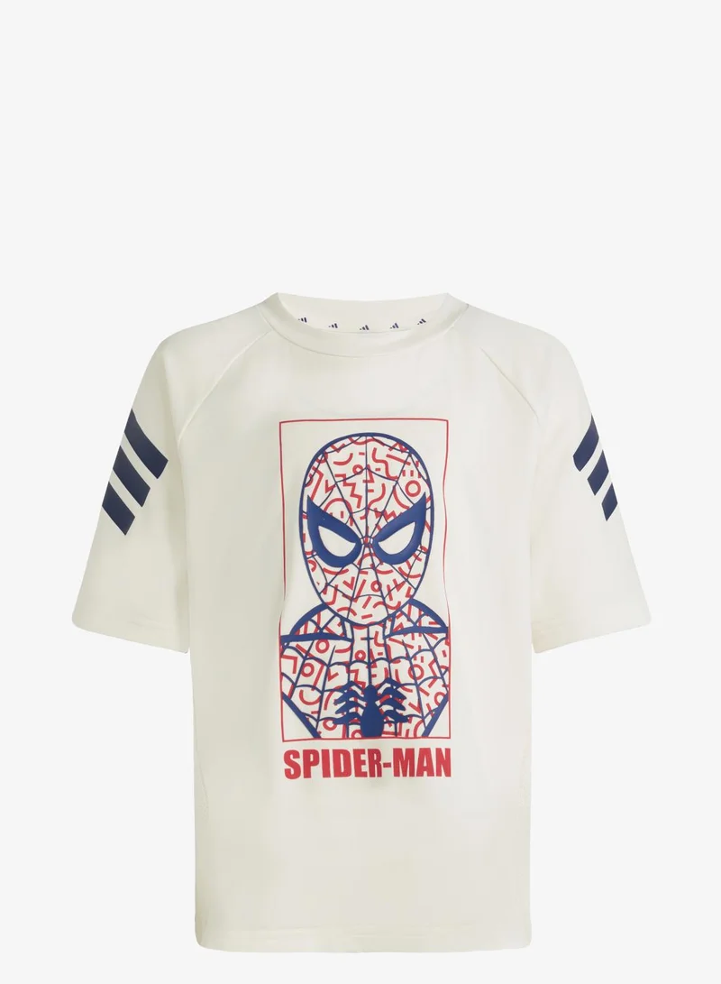 اديداس طقم رياضي برسمة سبايدرمان من أديداس ومارفل