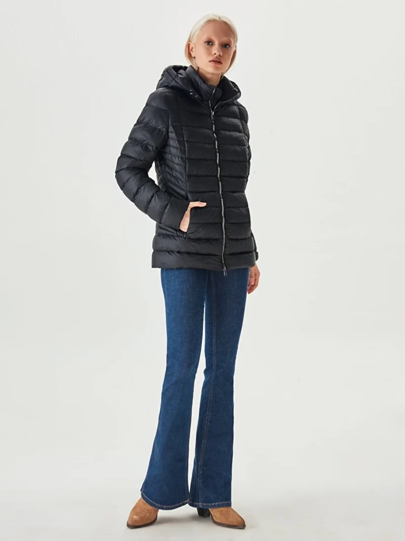 ال تي بي Women's Puffer Black Hooded Coat