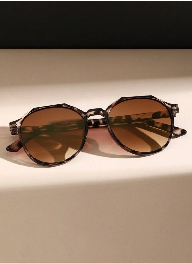 JewelryPalace Fashionable & Stylish Women’s Sunglasses  - Image 2
