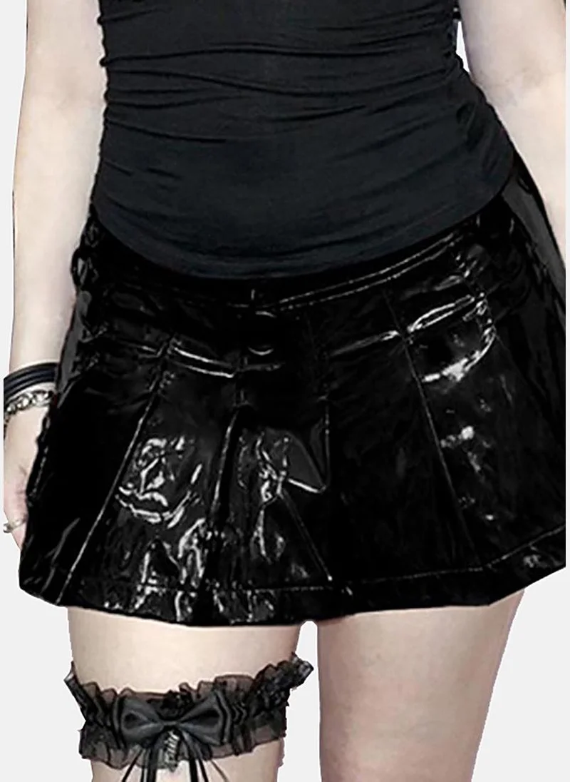 YUNIQEE Black A-Line Solid Mini Skirt