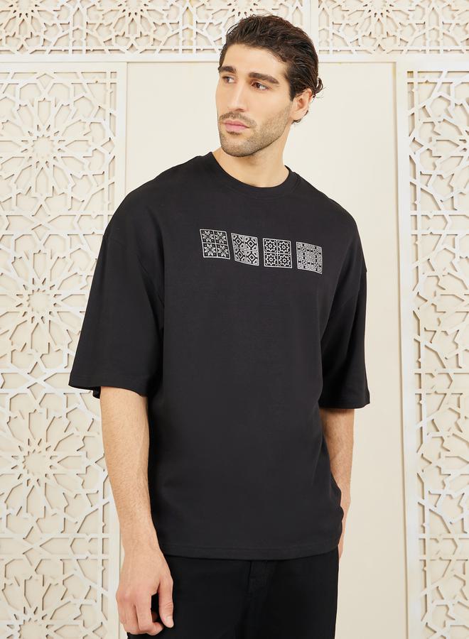 Styli Foil Print Round Neck Oversized T-Shirt - Image 1