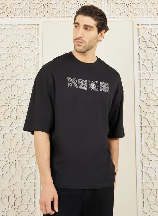 Styli Styli Foil Print Round Neck Oversized T-Shirt