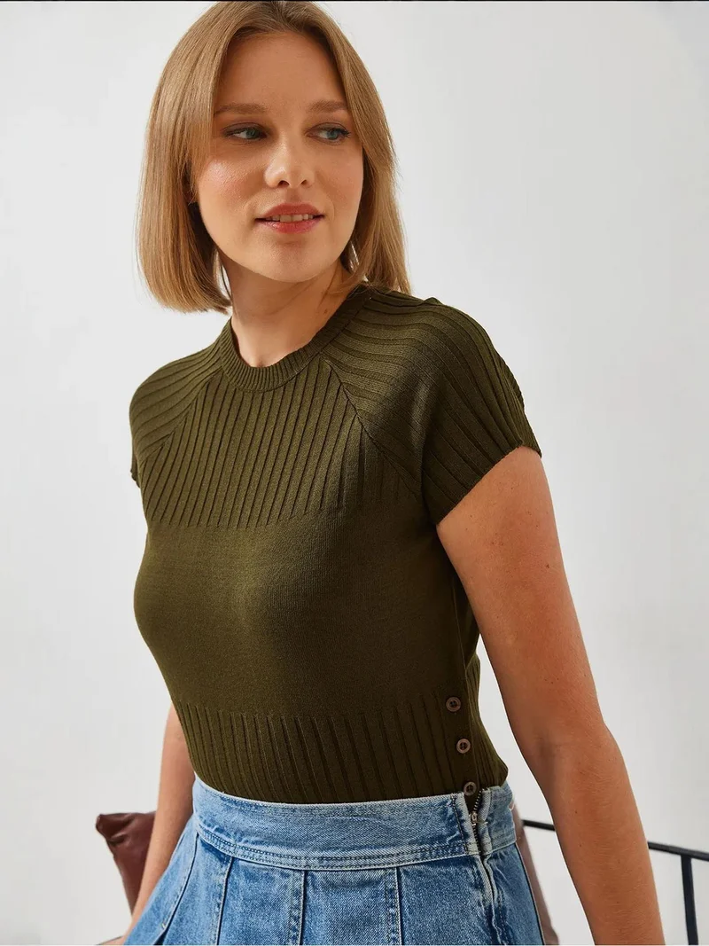 بيانكو لوتشي كنزة محبوكة بنقوش  مع أزرار