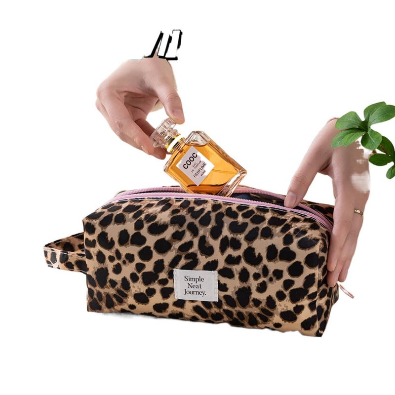 طقم حقائب كطقم وبتصميم منظم ومنظم للسفر لـ المكياج وأدوات العناية والإكسسوارات الصغيرة وتجهيزات السفر والتخزين اليومي المنظم للاستخدام اليومي للاستخدام الخارجي سهل الحمل - Image 2