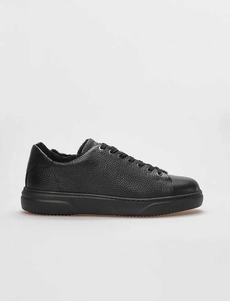 Cabani Genuine Leather Black Fur Lace-up Men's Sports Shoes