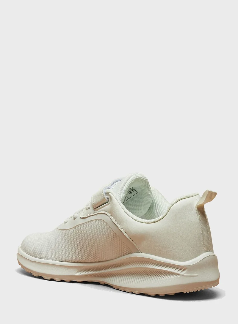 Oaklan by Shoexpress Youth Low Top Velcro Sneakers