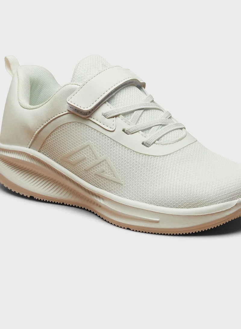 Oaklan by Shoexpress Youth Low Top Velcro Sneakers