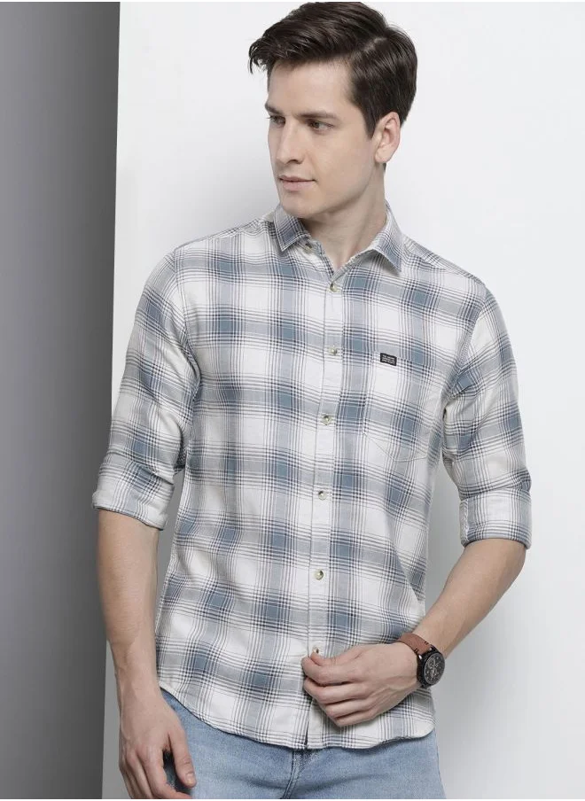The Indian Garage Co Men Slim Fit Checkered Full Sleeves Spread Collar Casual Shirt