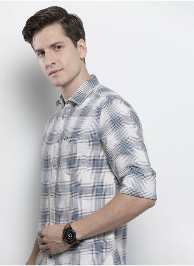 The Indian Garage Co Men Slim Fit Checkered Full Sleeves Spread Collar Casual Shirt  - Image 3