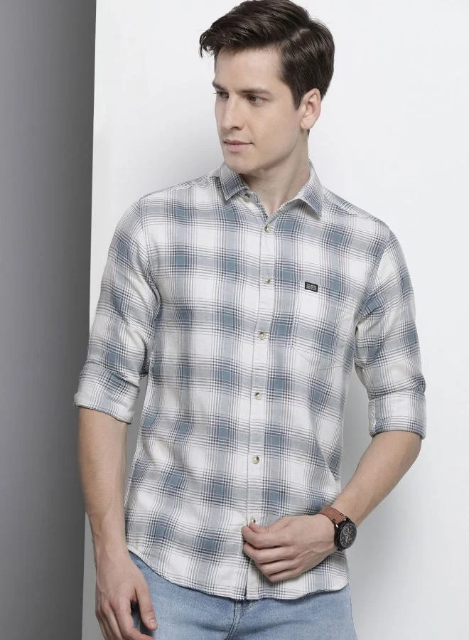 The Indian Garage Co Men Slim Fit Checkered Full Sleeves Spread Collar Casual Shirt