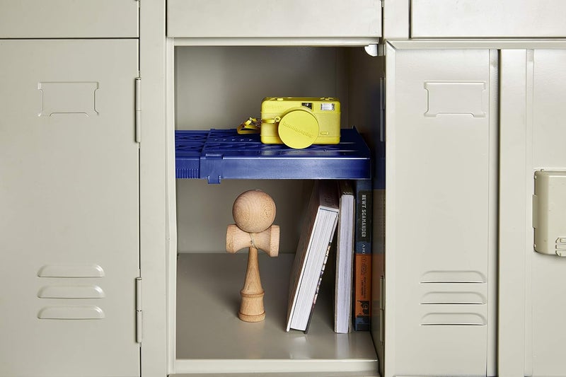 إتس أكاديميك إنه رف LockerMate Adjust-A-Shelf الأكاديمي، سهل الاستخدام، ويمكن تمديده ليتناسب مع دولابك، باللون الأزرق. - Image 2