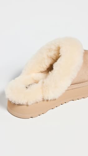 UGG Women's DISQUETTE Slipper, Sand, 10 - Image 4
