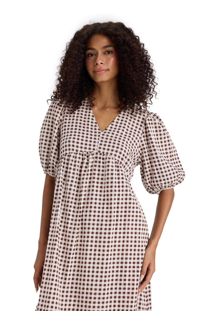 DeFacto Woman V Neck Printed Wowen Fabrics Midi Dress  - Image 2