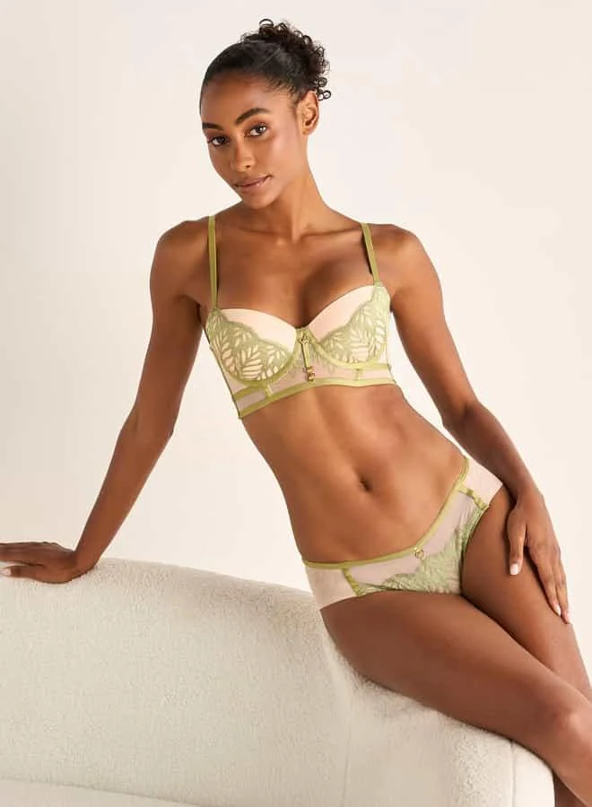 سبلاش فيڤ Laced Balconette Bra and Bikini Briefs Set