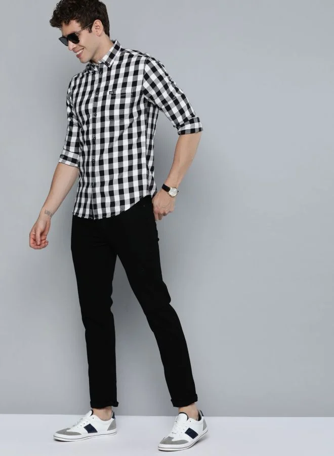 The Indian Garage Co Men Slim Fit Checkered Full Sleeves Cutaway Collar Casual Shirt