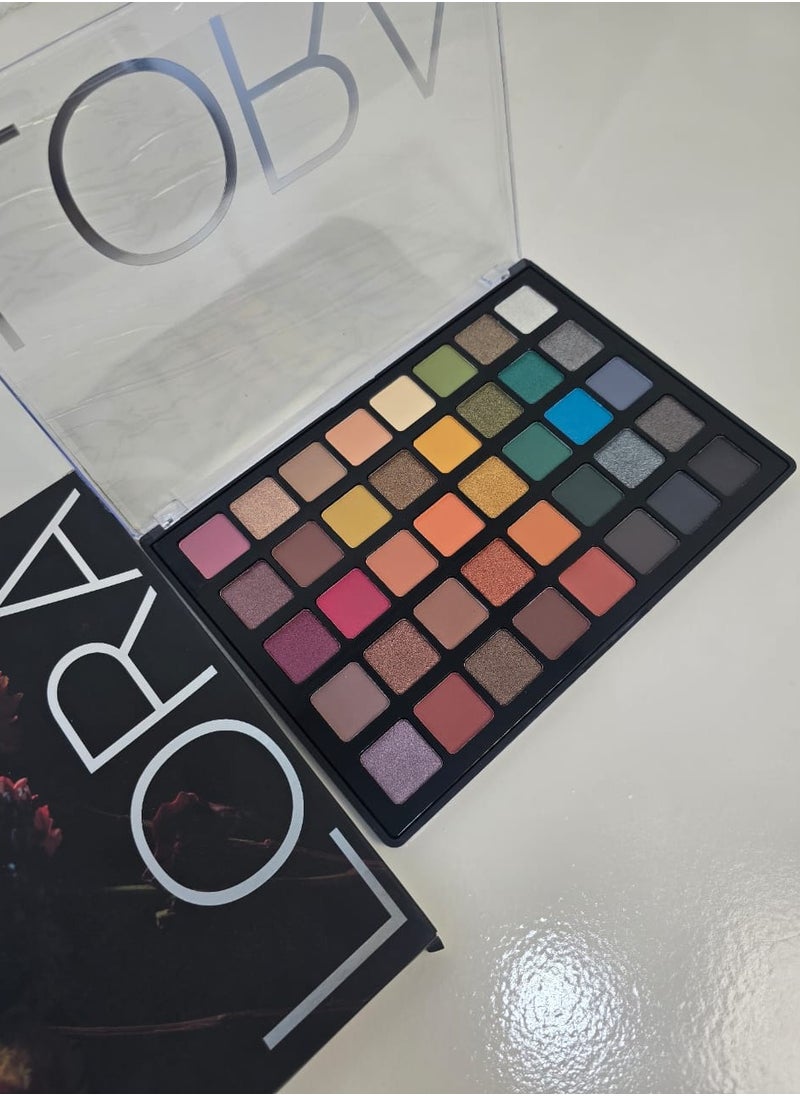 LORA 40 Color Eyeshadow  - Image 1