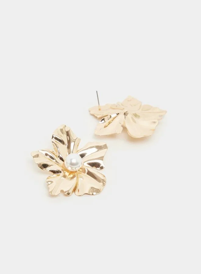 Styli Floral Embellished Earrings