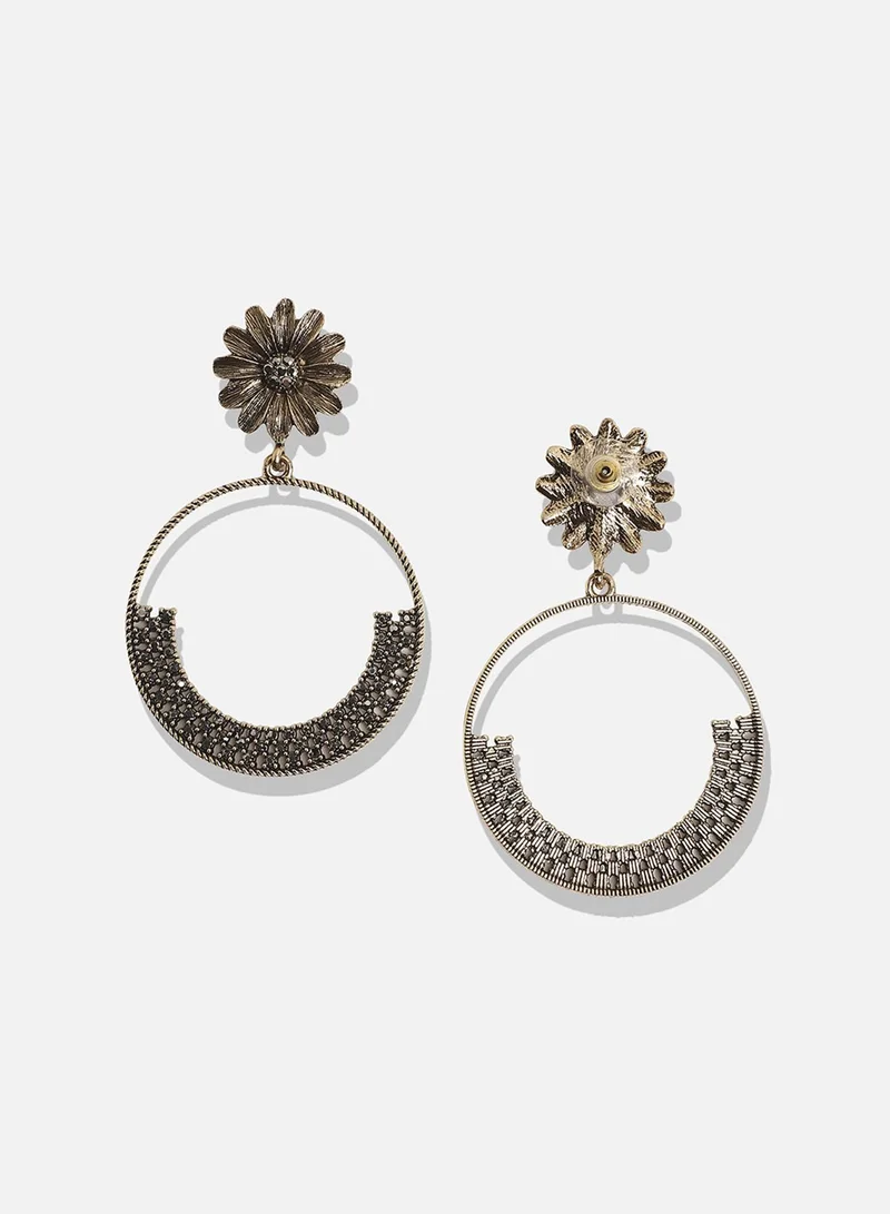 SOHI Crystal Circular Daisy Artificial Drop Earring Jewellery