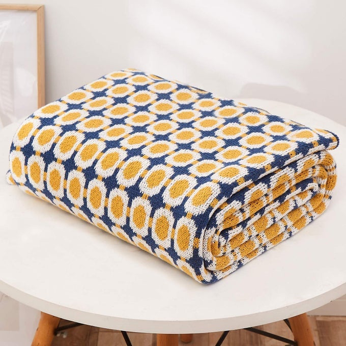 THROW BLANKET ULTRA SOFT NATURAL KNITTED BLANKET HOME DECOR BEDDING BLANKETS COZY KNIT THROW BLANKET FOR COUCH SOFA BED BEACH PICNIC ALL SEASONS YELLOW BLUE