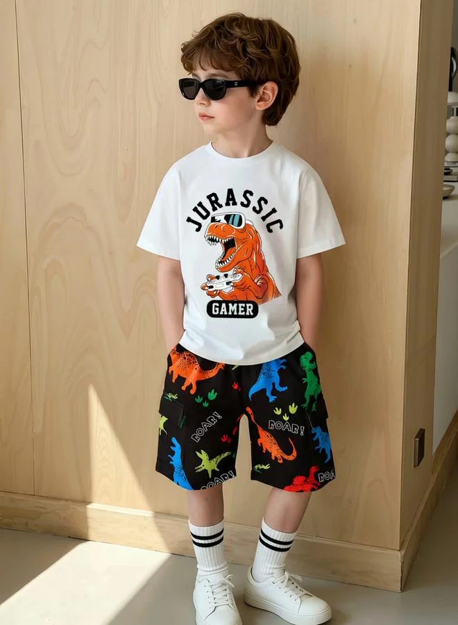 تايك تو مجموعة من شورت وتيشيرت بطبعة جرافيك