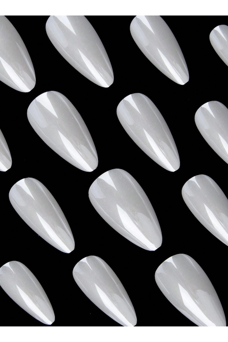 اظافر تركيب بشكل لوزي تحتوي العلبه على 24 ظفر مع مبرد اظافر و صمغ - Image 4