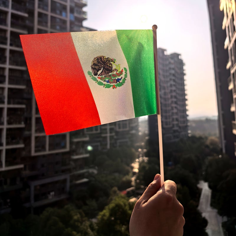 50Pcs High Quality Mexican Handheld Flags 5x8 Inches Featuring The Mexican National Flag For Garden Decoration Outdoor Flags And Yard Embellishments - Image 3