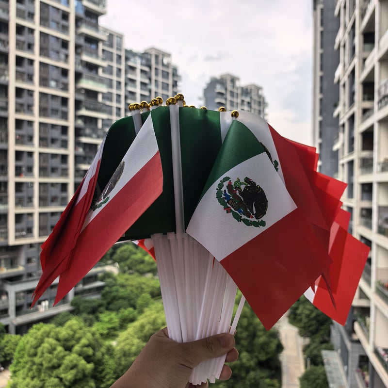 50Pcs High Quality Mexican Handheld Flags 5x8 Inches Featuring The Mexican National Flag For Garden Decoration Outdoor Flags And Yard Embellishments - Image 1
