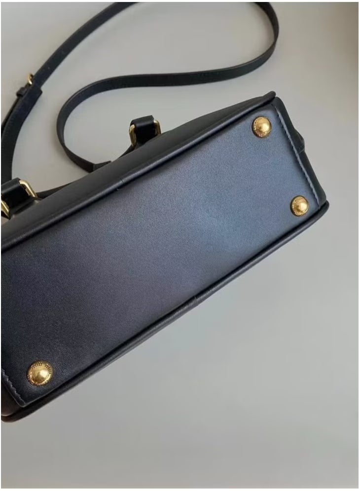 Miu Miu Women's Crossbody Shoulder Bag Handbag 22×10.5×7.5cm  - Image 3