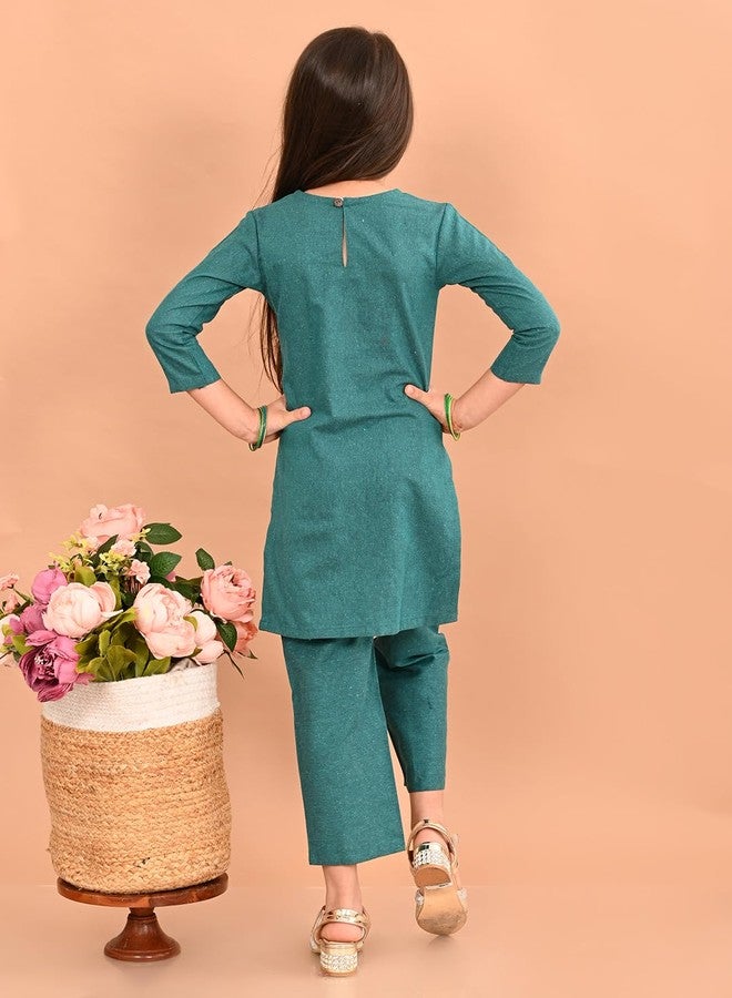 LILPICKS كورتا قطنية عادية بتصميم يوك للفتيات من ليل بيكس مع بالازوس - Image 3