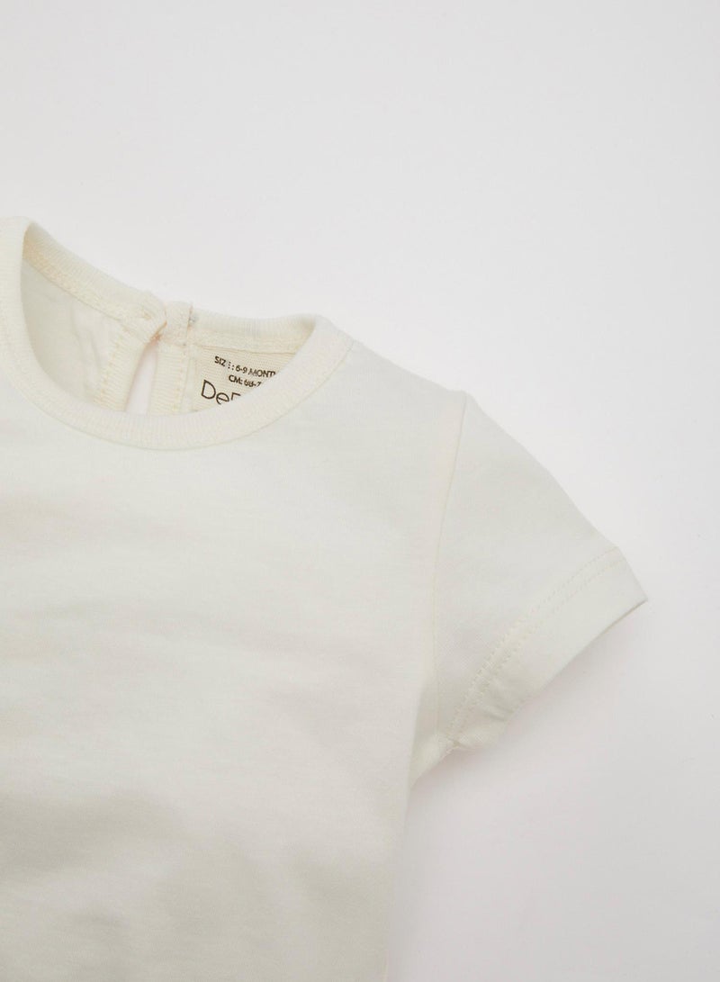 DeFacto Short Sleeve T-Shirt With Soft Embroidered Denim Overalls 2-Piece Set - Image 4
