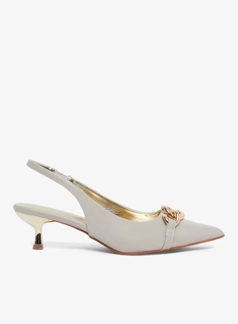 ستايلي حذاء بامب بكعب منخفض وحلية بنمط سلسلة