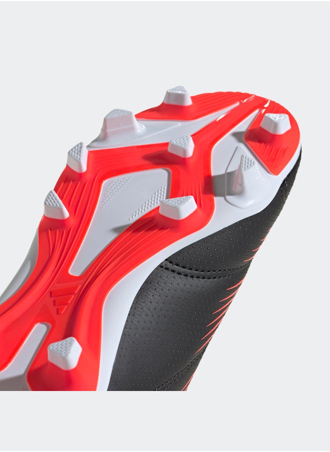 Adidas - حذاء كرة قدم مرن بجورب من Predator Club - Image 1