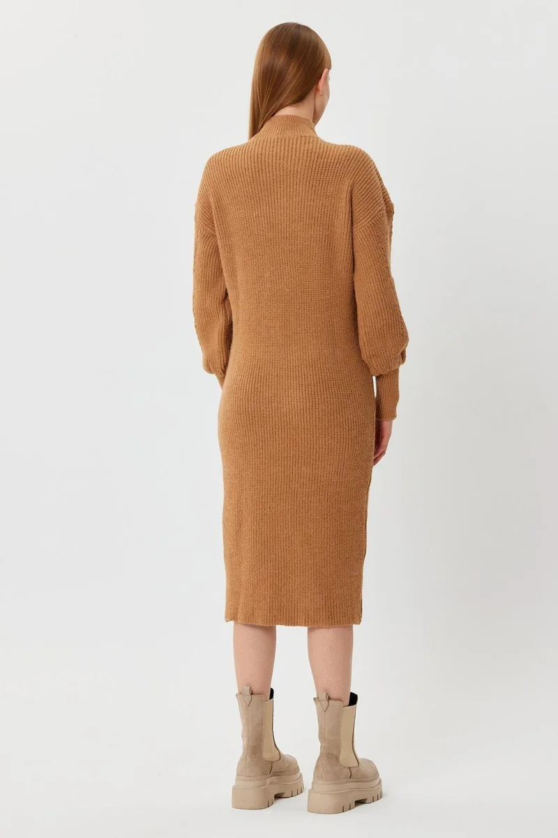Alexander Gardi Ribbed Knit Dress