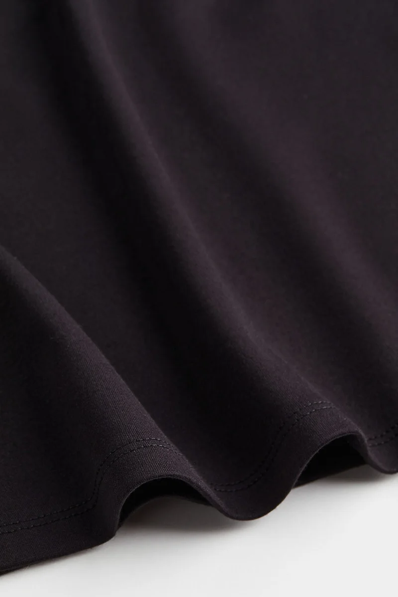 اتش اند ام بلوزة بقبة مربعة