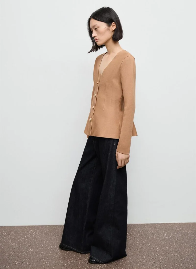MANGO Fitted knitted jacket with buttons
